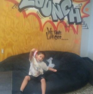 Meet your Posher, Noe